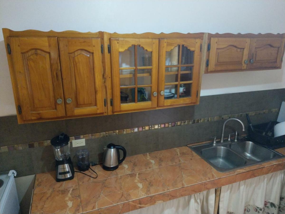 Marshan Villa Teluk Montego Bagian luar foto